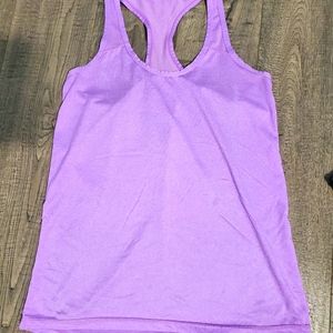 Workout Tank (XS, but fits like a small)